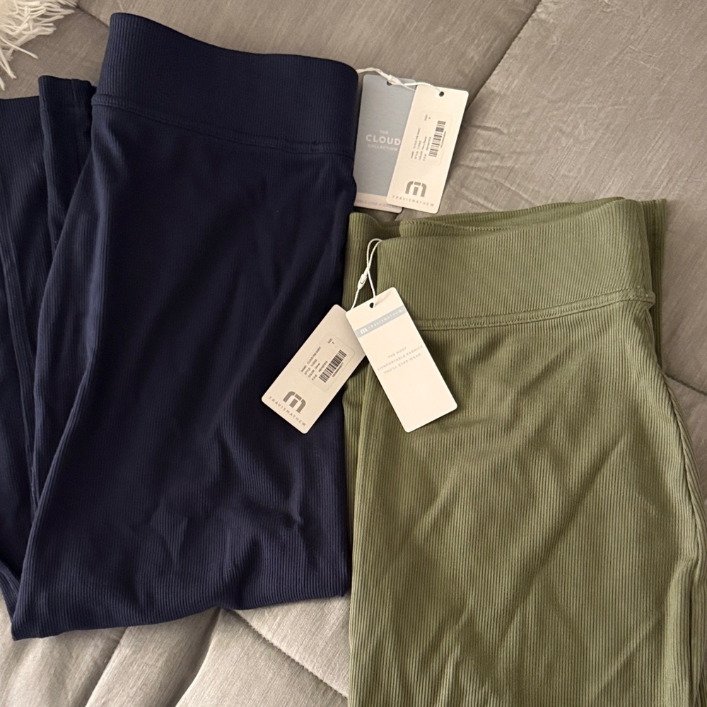 Travis Mathew Cloud Skirt Bundle